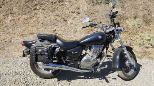 Suzuki GZ250