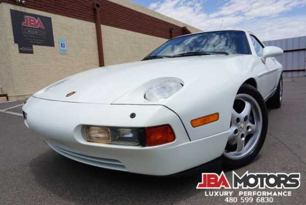 Porsche 928