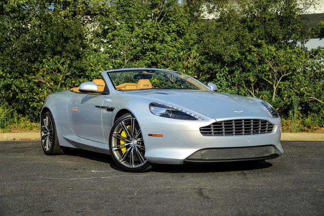 Aston Martin DB9