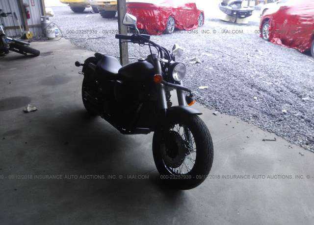 Honda VT750 (Shadow Phantom)
