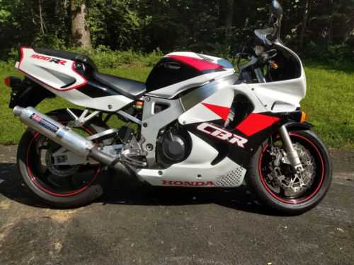 Honda CBR900