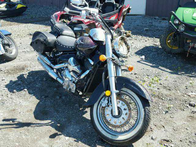 Suzuki VL800TL