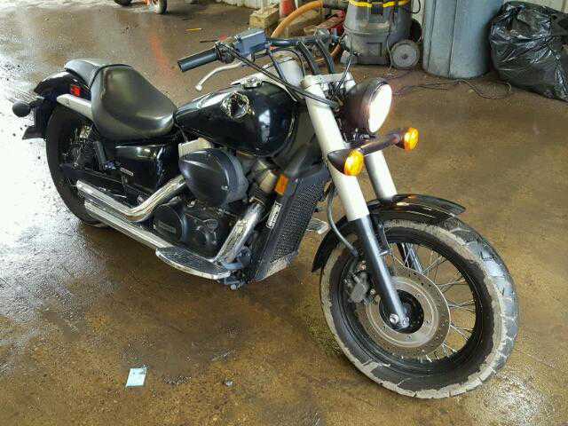 Honda VT750 (Shadow Phantom)