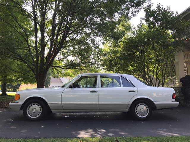 1990 Mercedes-Benz 560