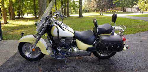 Suzuki VL1500