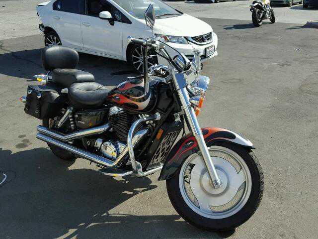 Honda VT1100C2 (SHADOW SABRE)