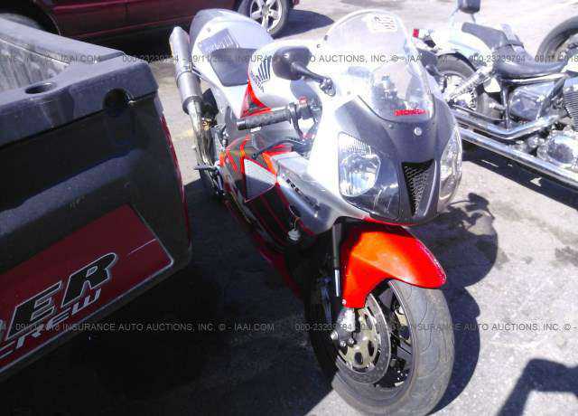 Honda RVT1000R (RC51)