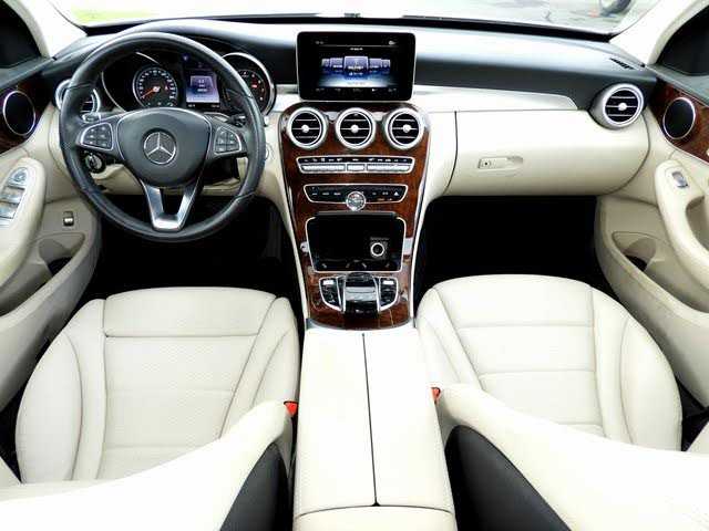 2015 Mercedes-Benz C-Class