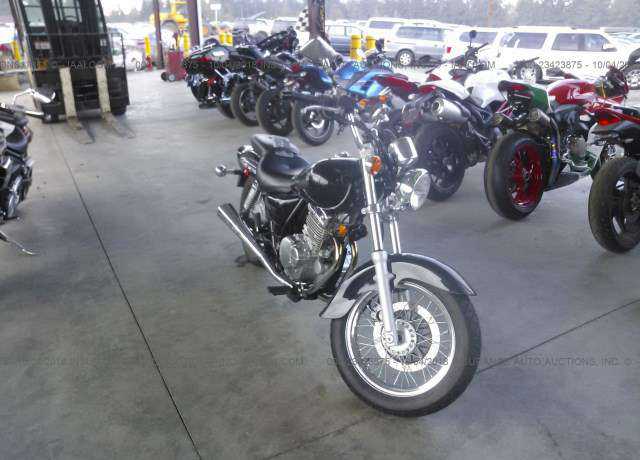 Suzuki GZ250