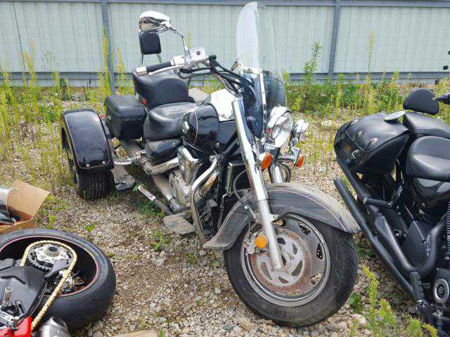 Suzuki VL1500K