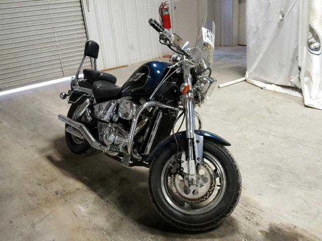 Suzuki VZ800
