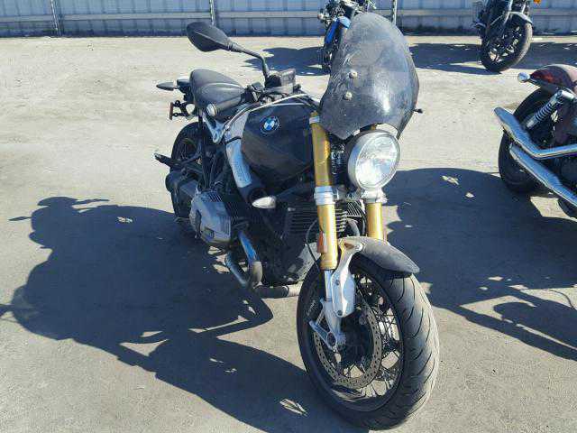 BMW R nineT