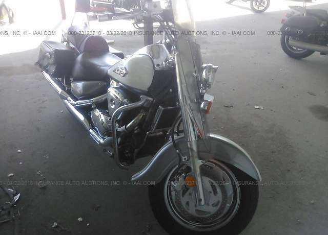 Suzuki VL1500K