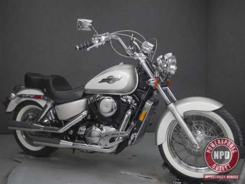Honda VT1100C2 (SHADOW ACE)