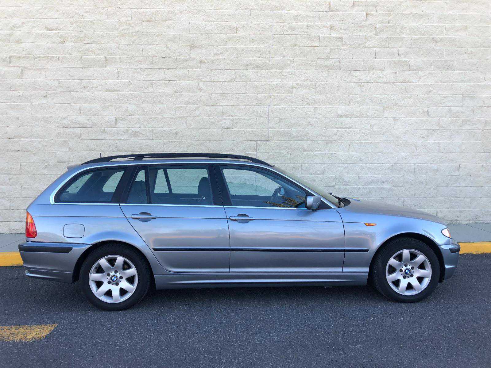 BMW 325xiT