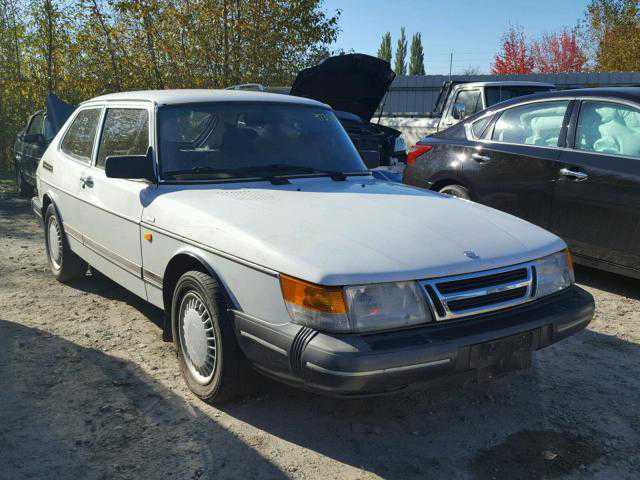 Saab 900