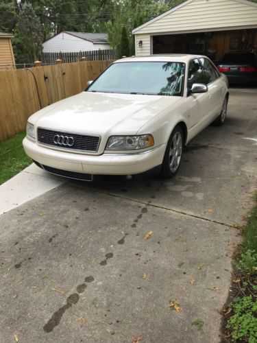 Audi S8