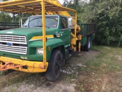 Ford F-700