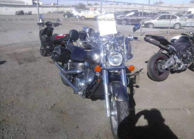 Honda VT1100C2 (SHADOW SABRE)