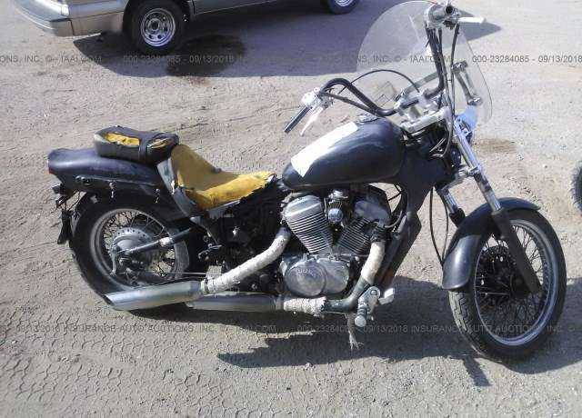 Honda VT600C (SHADOW VLX)