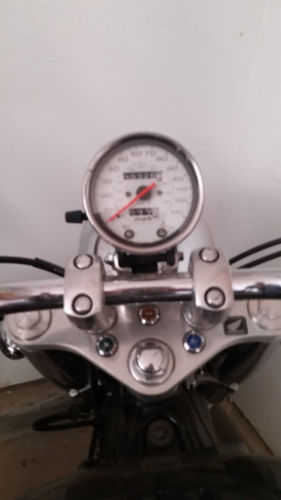 Honda VT1100C2 (SHADOW SABRE)