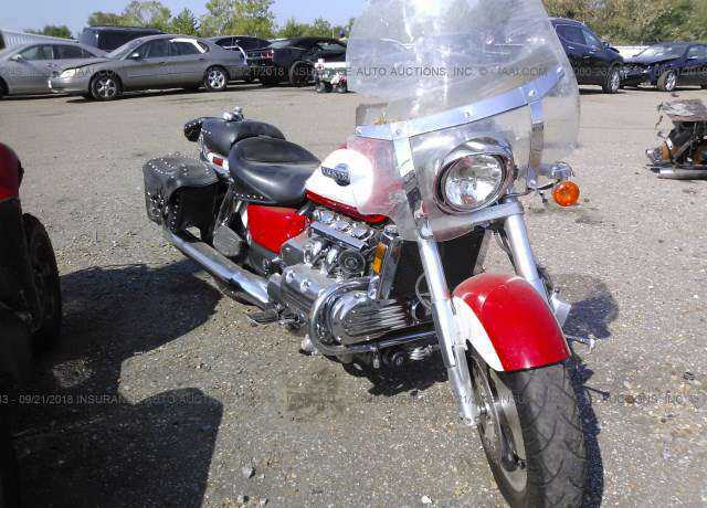 Honda GL1500C (VALKYRIE)