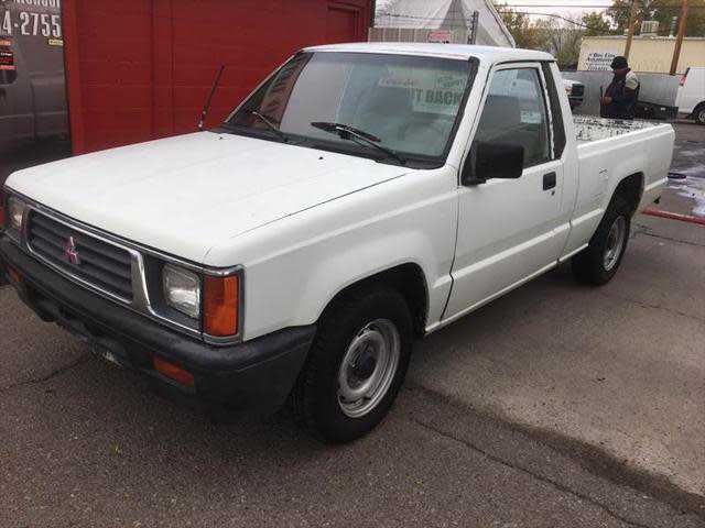 Mitsubishi Mighty Max