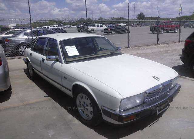 Jaguar XJ6