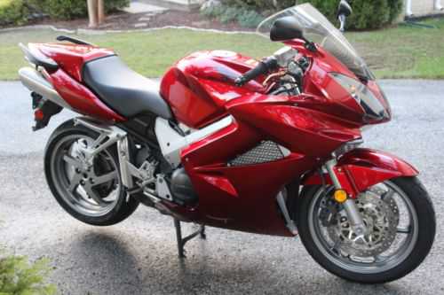 Honda VFR800 (INTERCEPTOR)