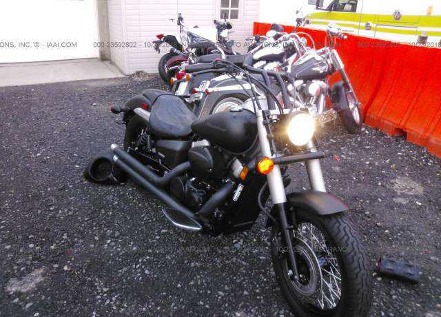 Honda VT750 (Shadow Phantom)