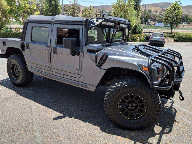 HUMMER H1