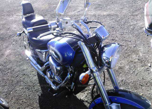 Suzuki VZ800