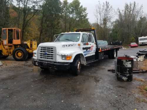 Ford F-700