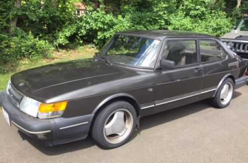 Saab 900