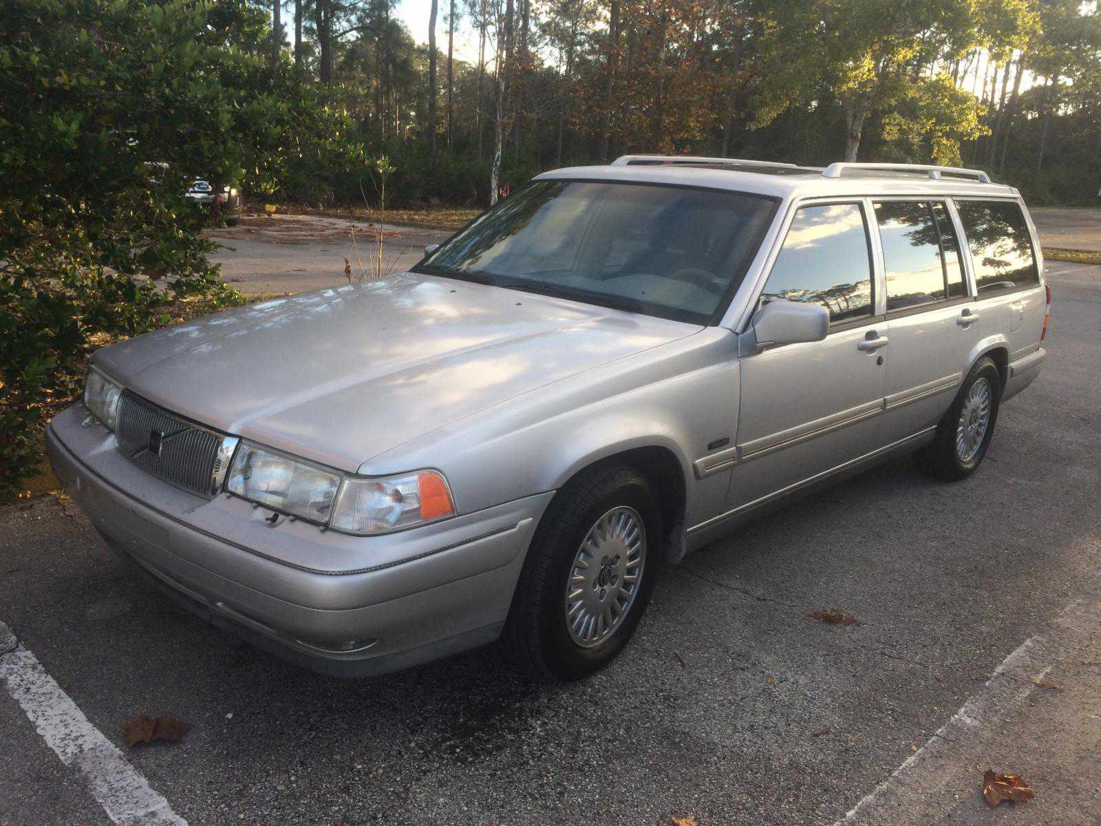 Volvo V90
