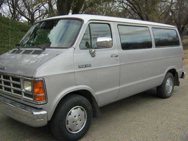 Dodge Ram Wagon