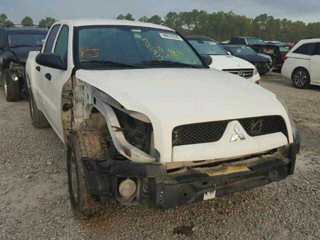 Mitsubishi Raider