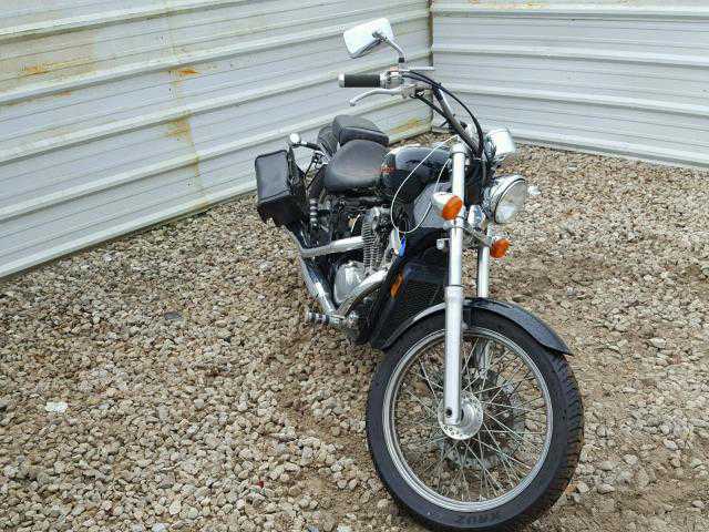 Honda VT600C (SHADOW VLX)