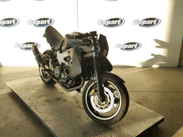 Honda VTR1000F (SUPERHAWK)