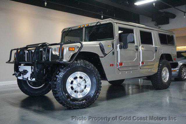 HUMMER H1