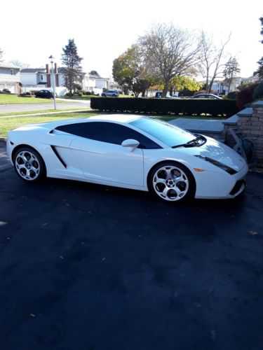 LAMBORGHINI