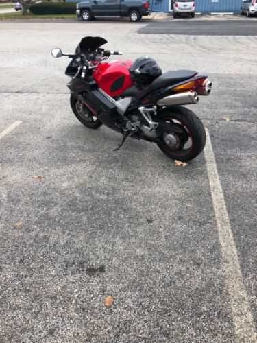 Honda VFR800Fi (INTERCEPTOR)