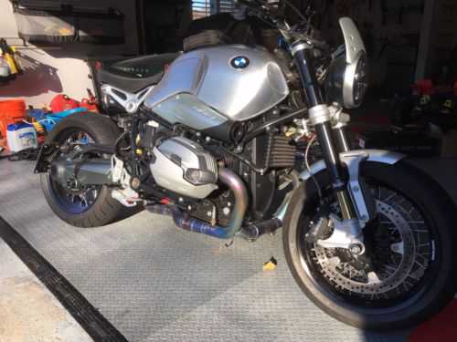 BMW R nineT