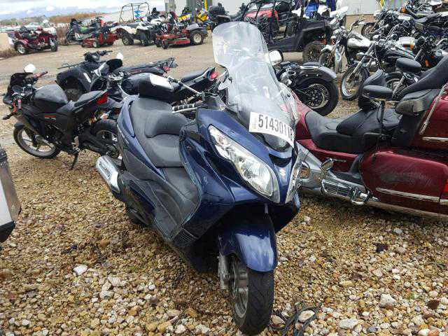 Suzuki AN400