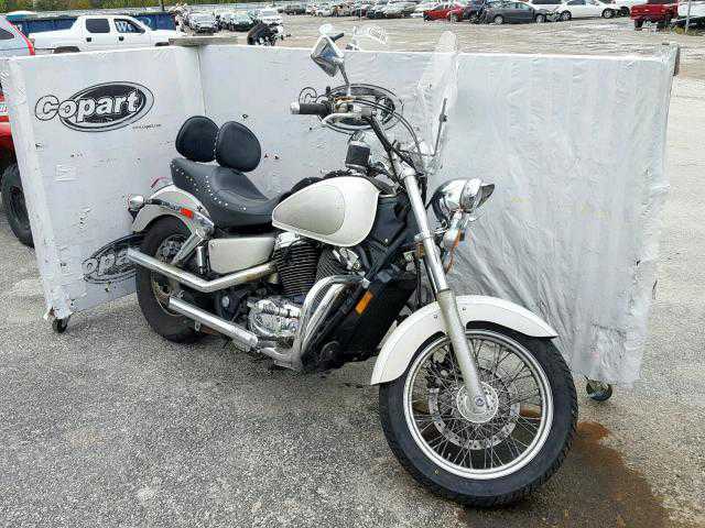 Honda VT1100C2 (SHADOW ACE)