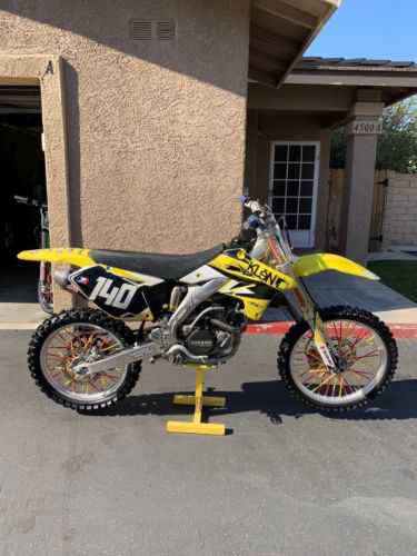 Suzuki RM-Z250