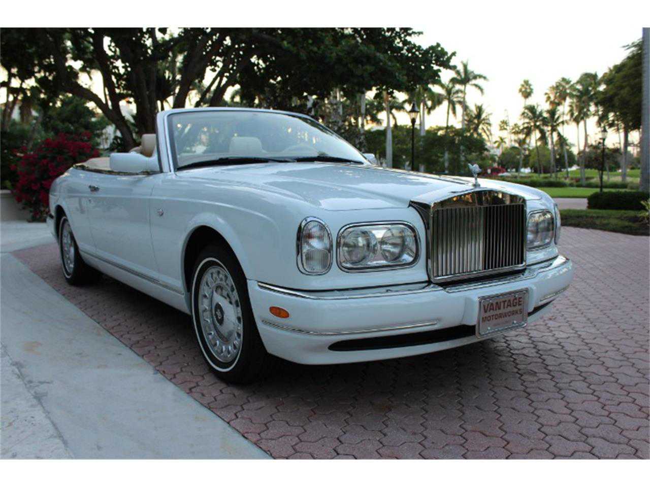 Rolls-Royce Corniche