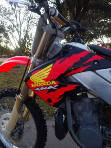 Honda CR250