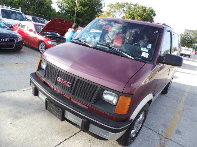 GMC Safari