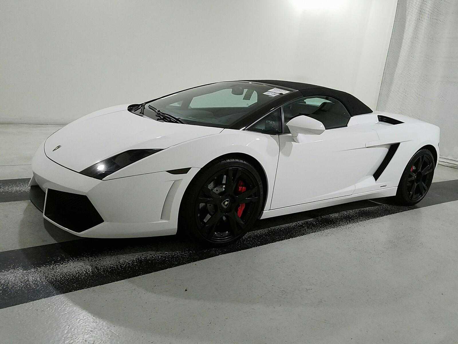 LAMBORGHINI